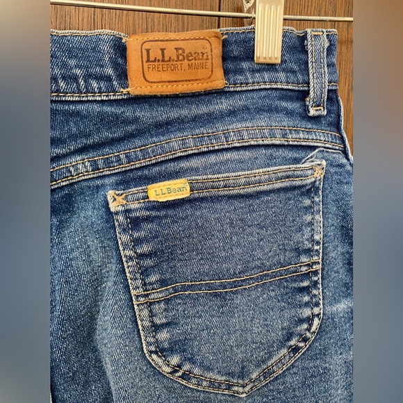 L. L. Bean Vintage high waisted blue jeans (size 8) - Picture 9 of 15